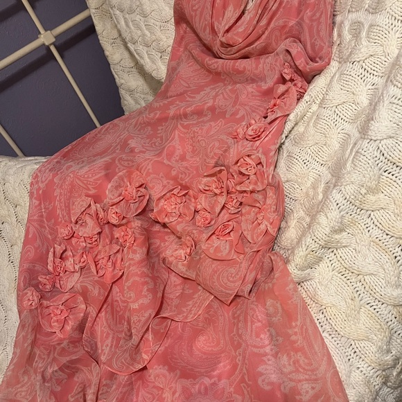 Pink & white organza paisley dress. Flower detail, bias cut. Fits Size 4-10 - Picture 2 of 6